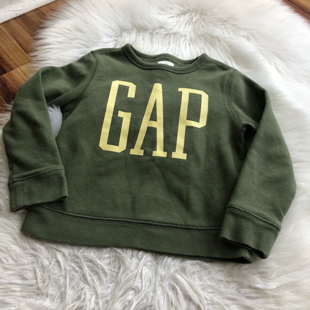 Toddlers 5 years long sleeve sweater (soft fleece inside )